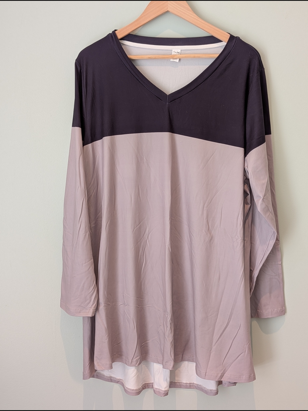 Colorblock V-Neck Tunic Top